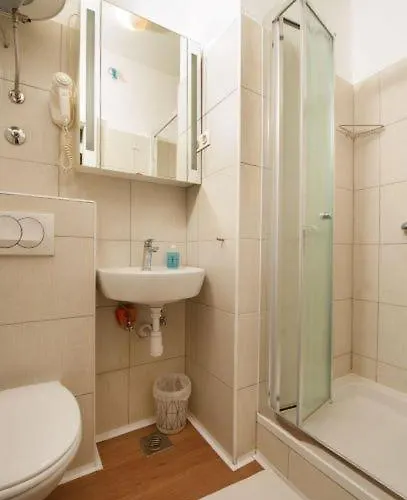 Centar 2 Private With Ensuite And Kitchenette 公寓 *